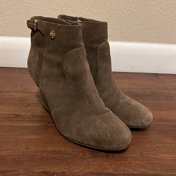 Tory Burch Suede Milan Wedges - Picture 3 of 10